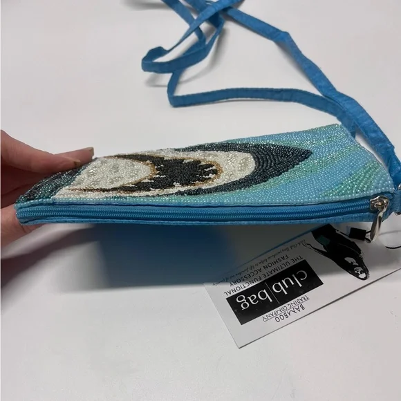 SOLD OUT - Beaded Shark Design Crossbody Club Bag - Picture 6 of 15
